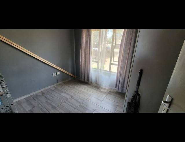 3 BEDROOM TOWNHOUSE FOR SALE IN ELANDSFONTEIN